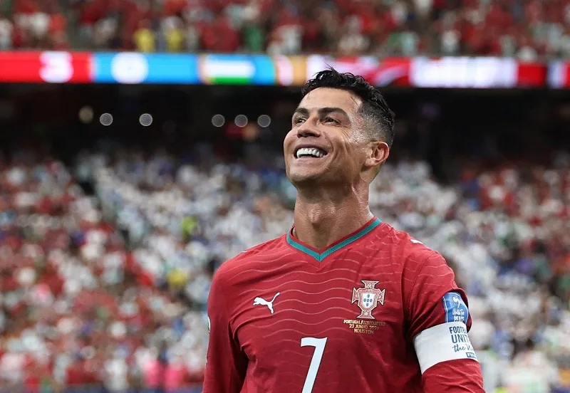 Cầu thủ đẹp trai nhất World Cup 2026: Top 10 nam thần vạn người mê